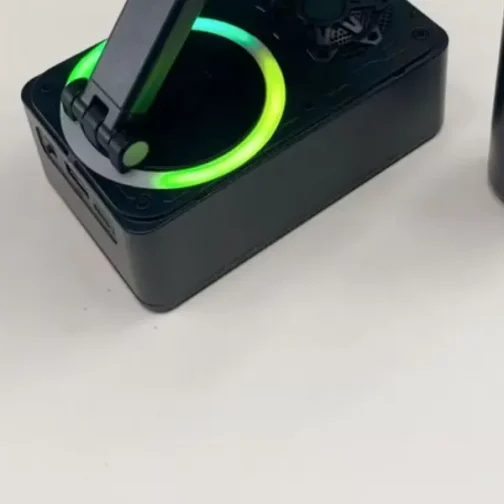 K-18 Phone Holder Wireless Speaker With Mic - Image 2